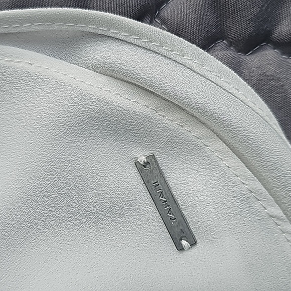 TAHARI white blouse Size M - Picture 8 of 8